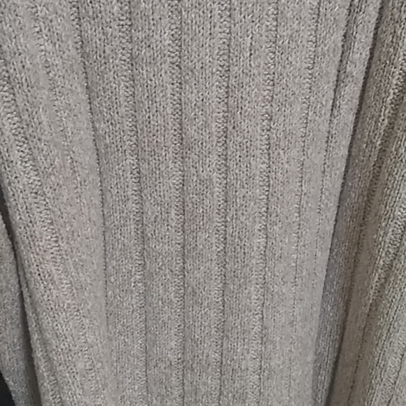 Marks and Spencer sweater - Picture 5 of 7